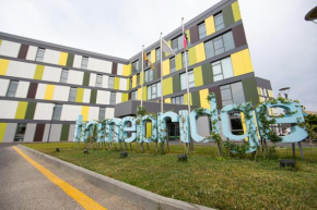 HomeBridge Hotel Apartments